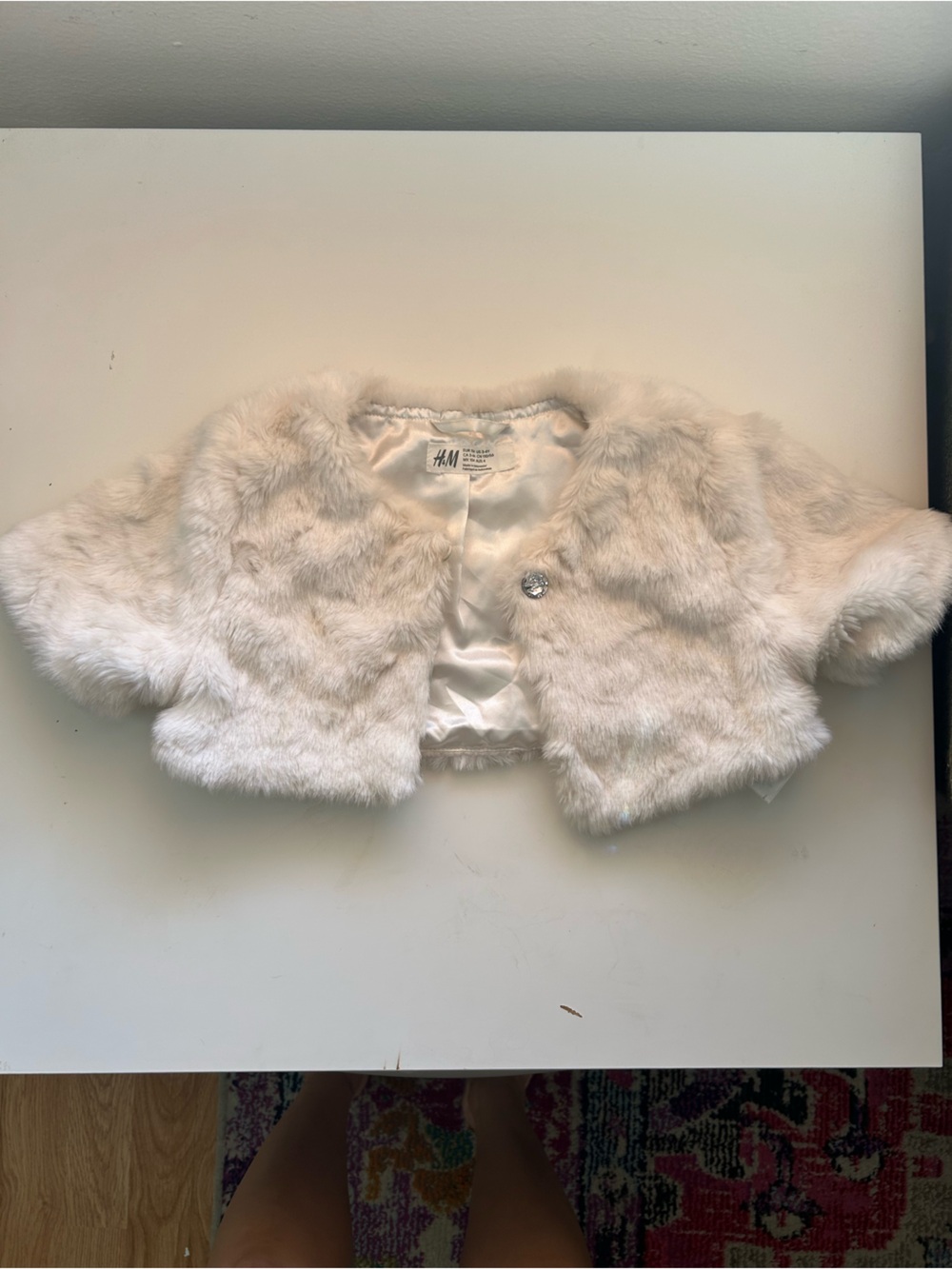 H&M Girls' Cream Faux Fur Cape